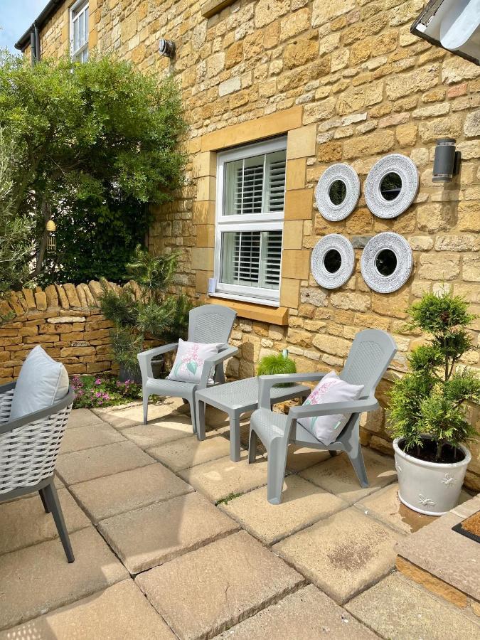 Cotswold Chic Retreats "Cloud Nine" Central Chipping Campden-Parking-Garden Exterior photo