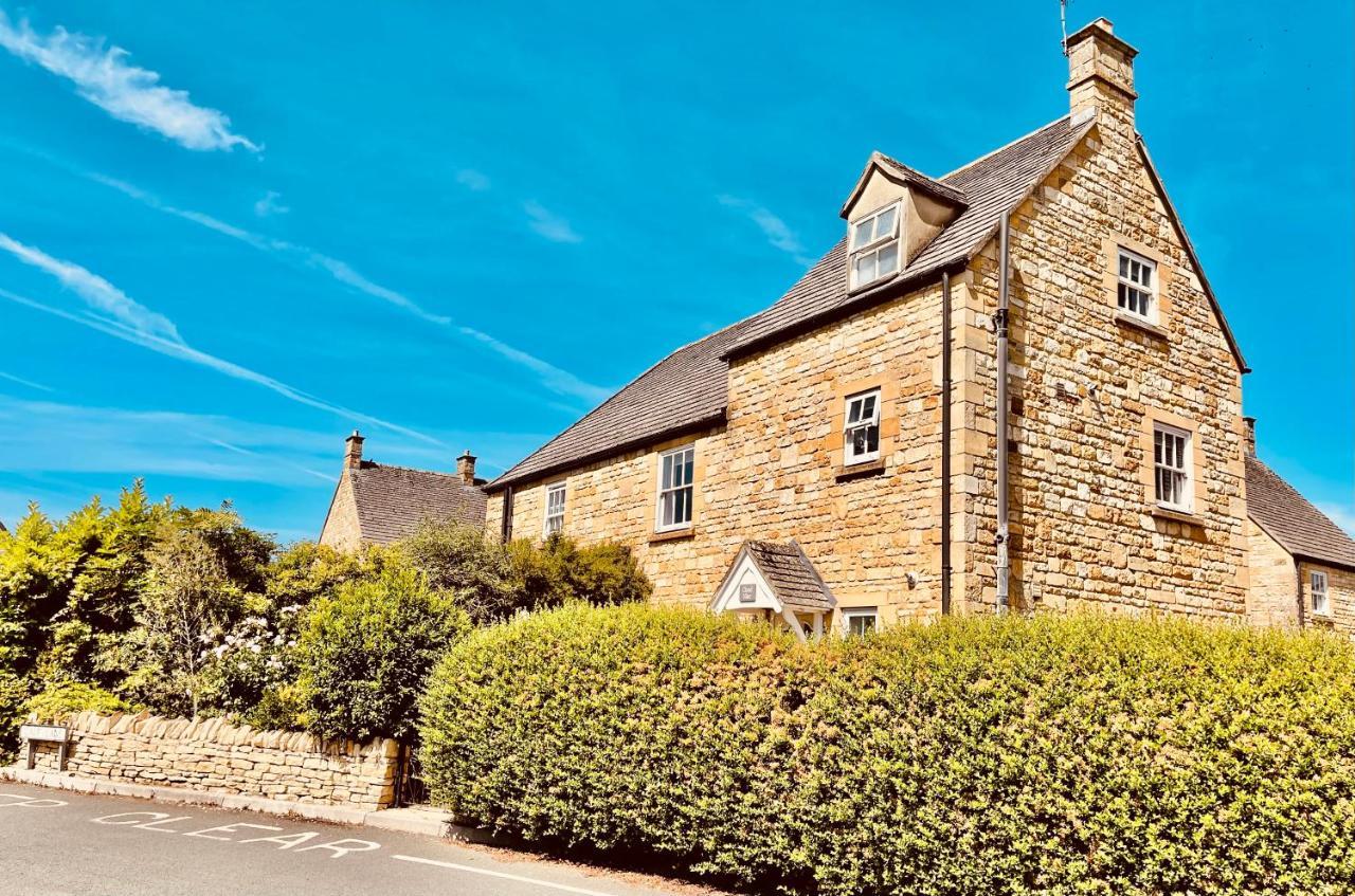 Cotswold Chic Retreats "Cloud Nine" Central Chipping Campden-Parking-Garden Exterior photo